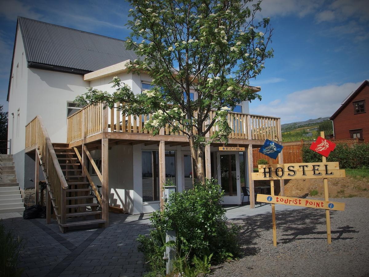 Husavik Hostel Exterior photo